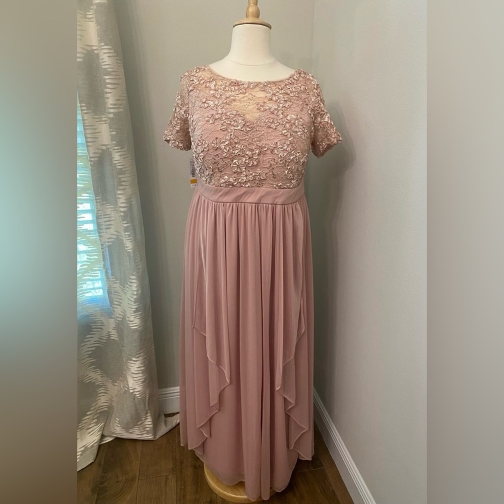 Plus Dress 💗